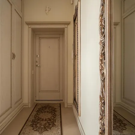 Apartment Boutique Classic In Center