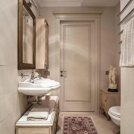 Boutique Classic In Center Apartment Kaunas