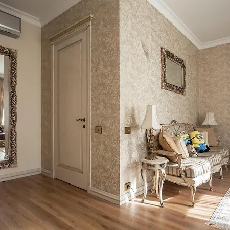 Apartment Boutique Classic In Center Kaunas