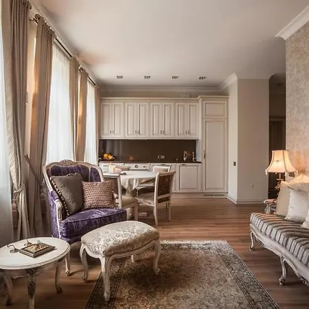 Apartment Boutique Classic In Center